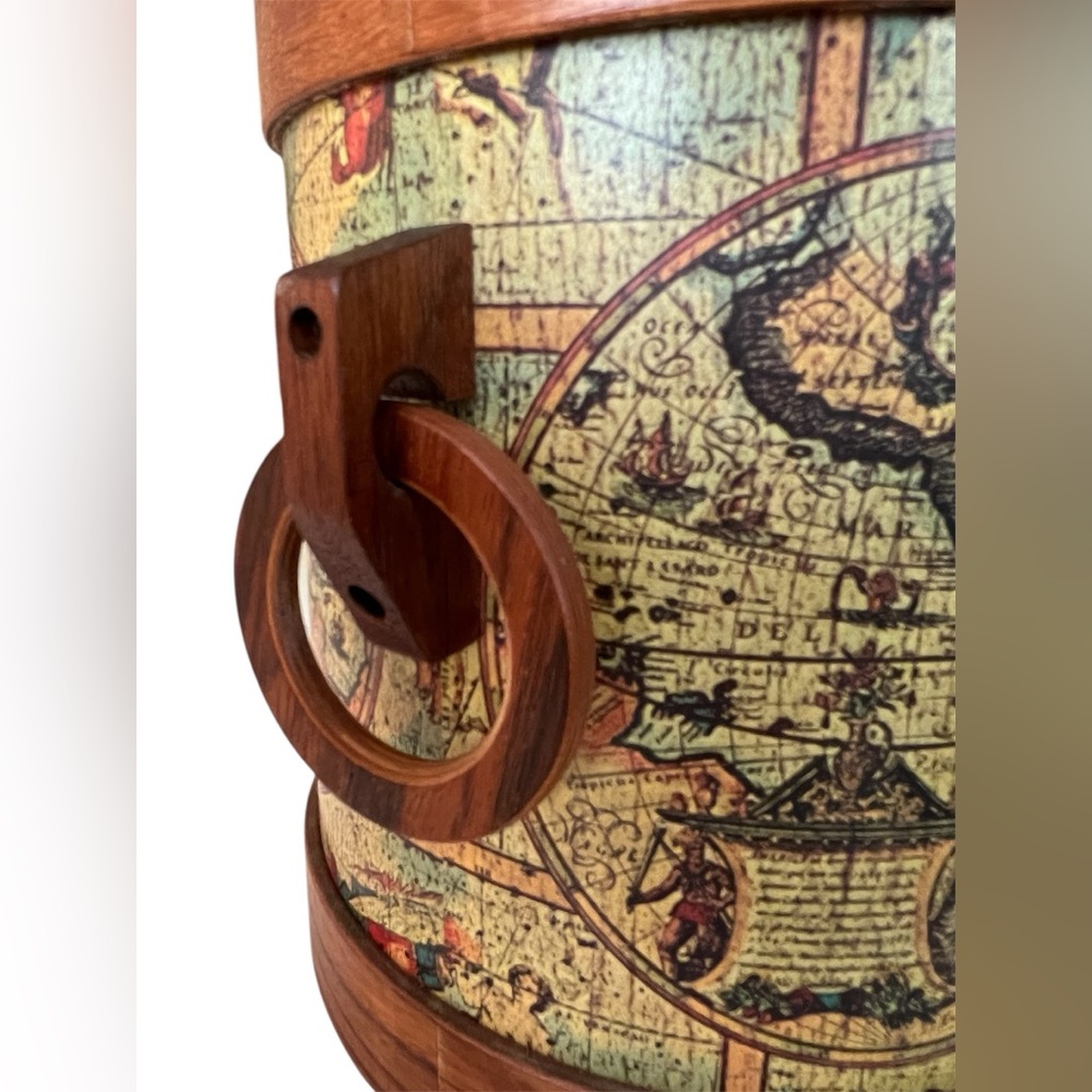 Vintage Old World Map Ice Bucket with Wooden Tongs, Nippon Saito - Picture 7 of 9